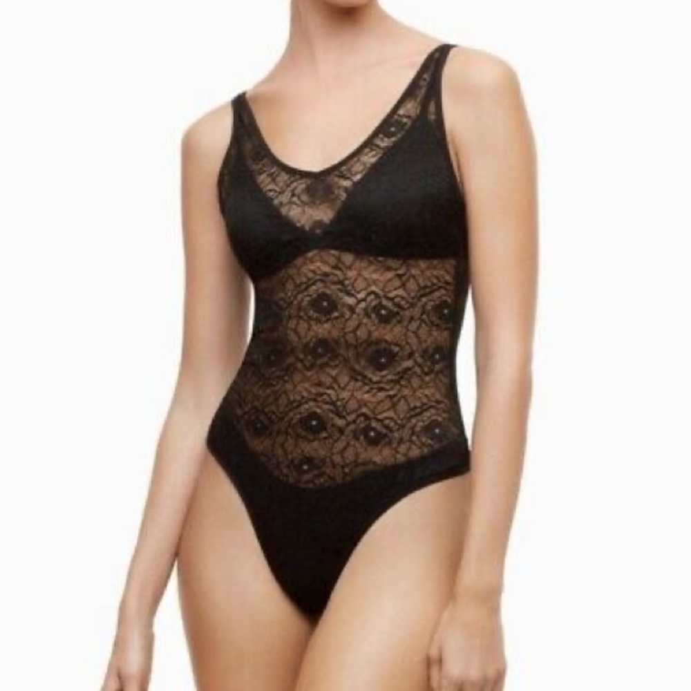 Aritzia Wilfred Seramy bodysuit